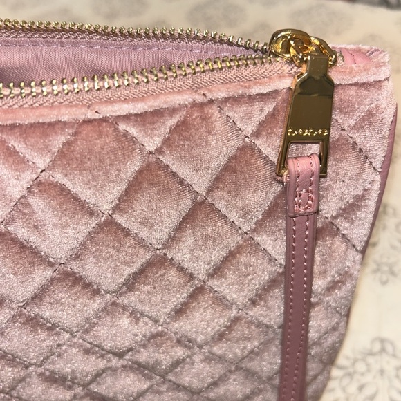 {BEBE} Quilted Pink, Velvet Wristlet - Picture 6 of 7